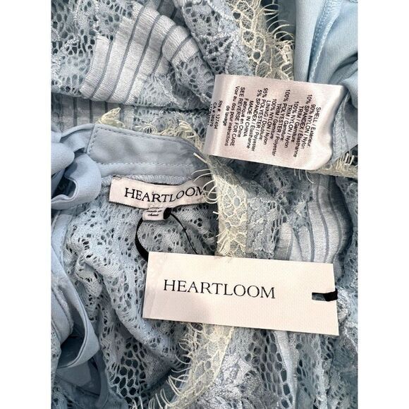 Heartloom NWT Lace Bell Sleeve Top in Light Blue Size M - Picture 5 of 5